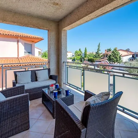 With Private Pool * Пула