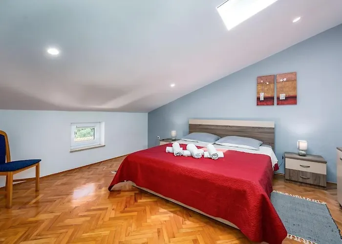 With Private Pool Apartment Pula